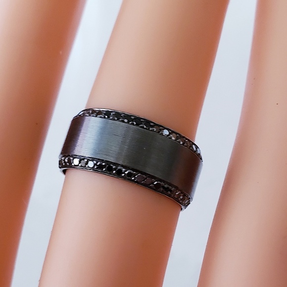 14kt 1.00ct Black Gold Diamonds Edge Wedding Ring